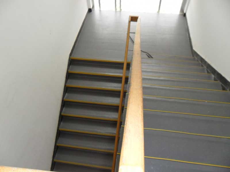 企業辦公室地面鋪裝材料推薦PVC辦公地板