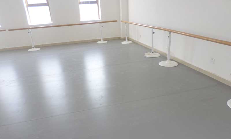 五彩斑斕的舞蹈室地板最終被市場證明非主流