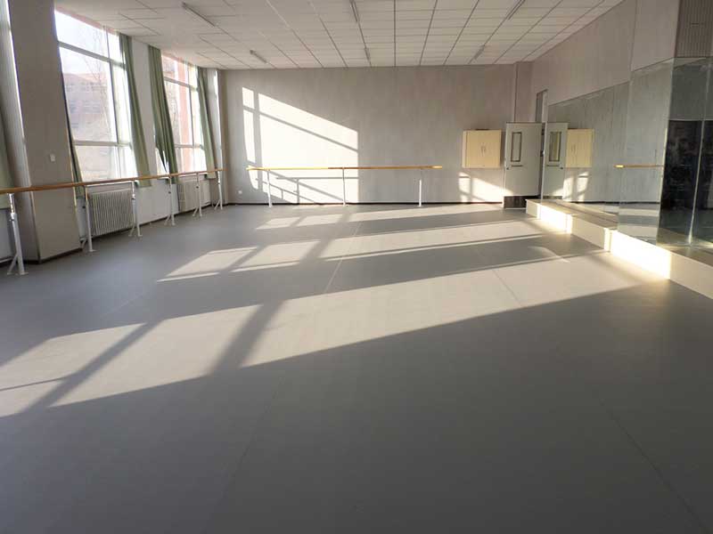 看看舞蹈室地板的優勢