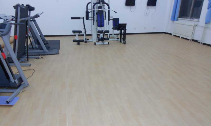 健身房適用什么樣的塑膠運動地板
