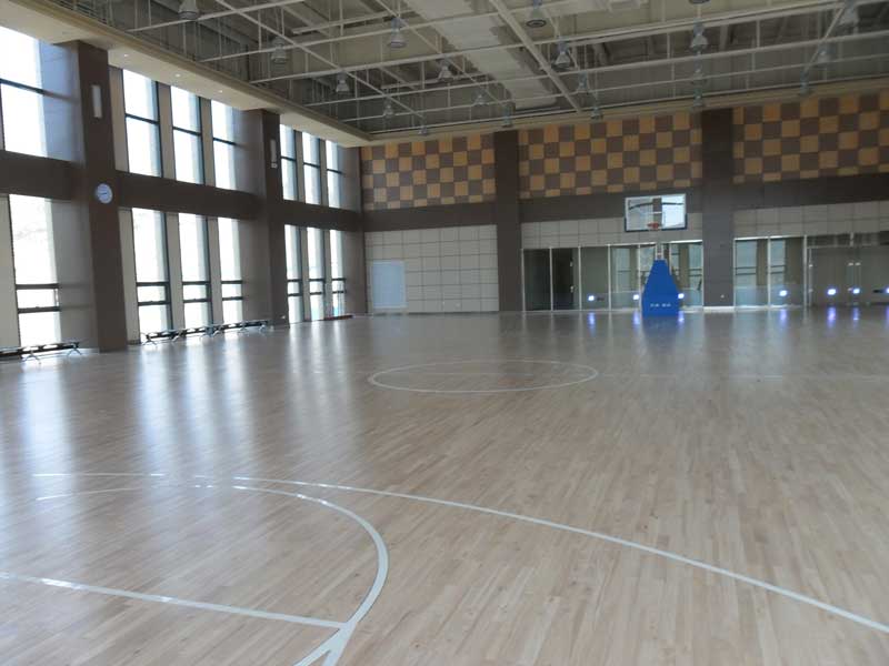 山東省濟南全運村籃球場地板