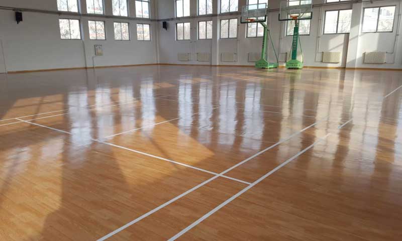 國際籃聯要求的籃球場地板標準劃線方法