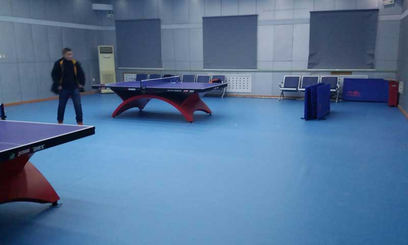 使用乒乓球運動地板有哪些好處？